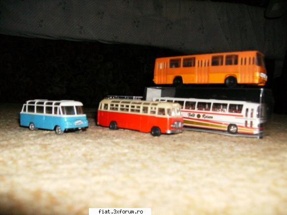 autobuze noi si vechi la 1:87 noastre