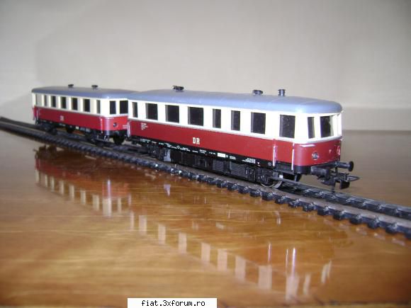 Trenuletele noastre - este din 1963, de mult imi doream acest model - Classic corner