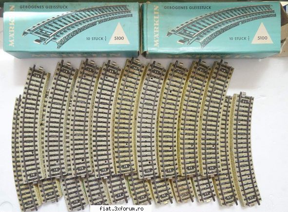 Trenuletele noastre - in total 74 de sine, 4 macaze, o incrucisare si - Classic corner