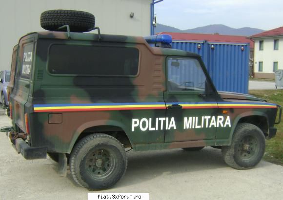 Un zimbru...si trei rechini - militia militara - Alte marci