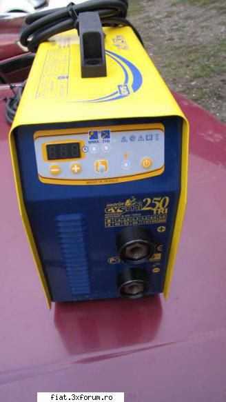 VAND invertor sudura profesional trifazic 250Amperi - Vand GYSMI 250 TRI , invertor de sudura cu - Anunturi