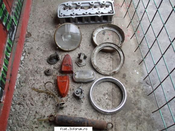 VAND piese FIAT 1100 - Vand cateva piese pt FIAT 1100 . pretul pt toate - Bursa