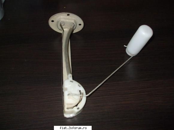 VAND steme diverse - Adaug sonda litrometrica ARO 10 noua- 60 de lei - Anunturi