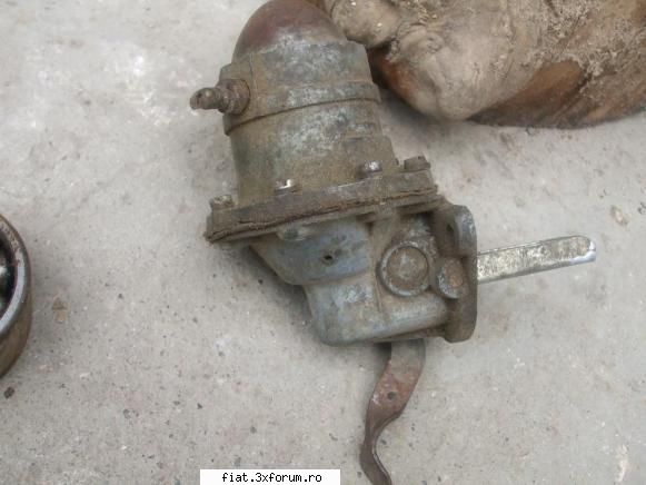 VAND steme diverse - pompa de benzina romaneasca neidentificata - Anunturi