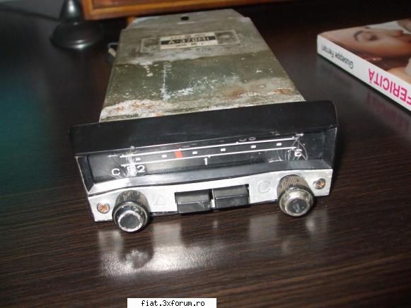 VAND steme diverse - adaug radio mic rusesc - 50 lei - Anunturi