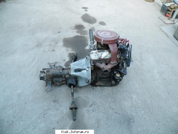 Vand 2 motoare Fiat 850 + cutiile de viteze - Salut am doua motoare de fiat 850. Pe unul - Club Fiat 850