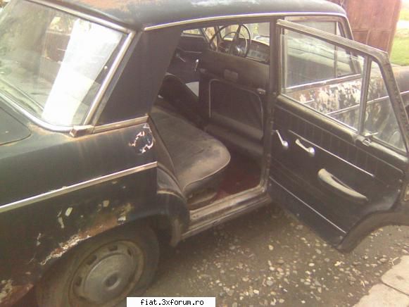 Vand Fiat 2100 - Nu stiu cat sunt de identice dar fata de - Bursa