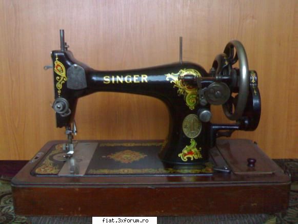 Vand : MASINA DE CUSUT DE COLECTIE *** SINGER *** SUPERBISSIMA !!! - capris - Anunturi