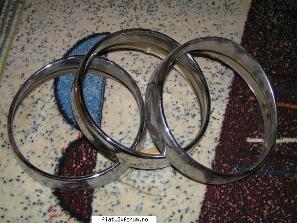 Vand Piese Fiat , toate modelele, NOS - rame de far fiat 600, precum are amatorul pe - Bursa