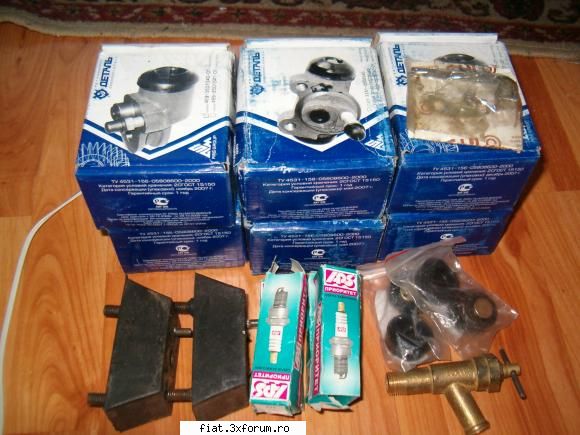 Vand VOLGA Gaz M21 C 1968 - cilindrii, suporti motor, bujii, kit reparatie - Classic corner