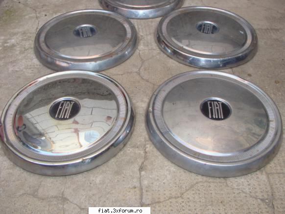 Vand capace roti pentru Fiat 1300 - timariu dragos - Bursa