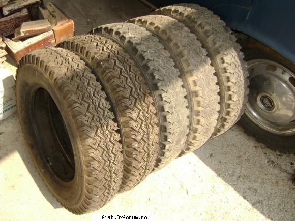 Vand cauciucuri si jante de VW broasca - Bug - Anunturi