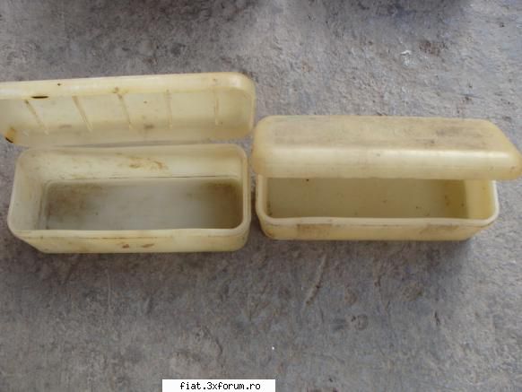 Vand diferite cutii (tabla,plastic,etc.) - timariu dragos - Anunturi