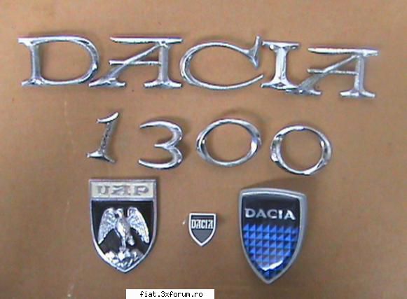 Vand embleme Dacia - Lot embleme Dacia - 150 de lei - Anunturi
