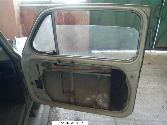 Vand fiat 600d - O parte din detalii legate de masina si imagini - Bursa