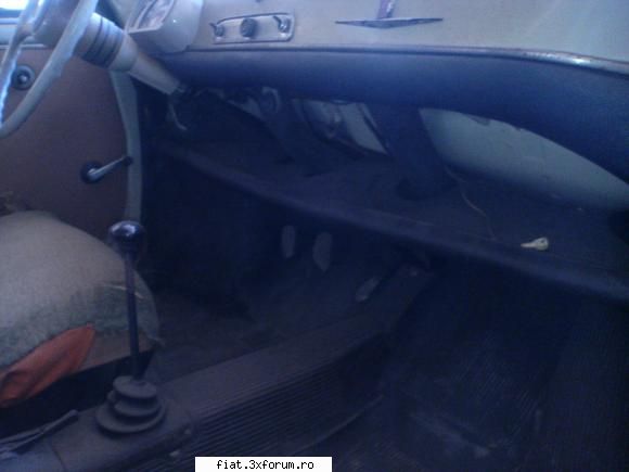 Vand fiat 600d - din ce stiu eu (ca bonus) existau lampi/becuri de - Bursa