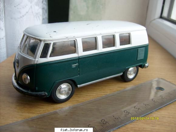 Vand macheta VW T1 - Vand macheta VW T1, scara 1:32, stare buna - Anunturi