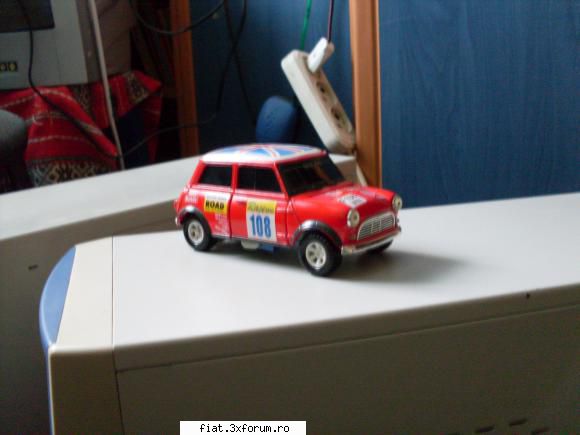 Vand machete auto si cateva piese - Macheta Racing Mini -25 lei - Anunturi