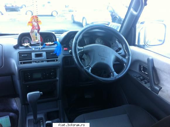Vand mitsubishi pajero - Marius - Anunturi