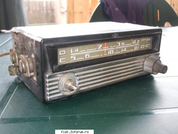Vand pentru Dacia 1300 piese rare - radio rusesc luat de pe un Mosckvich , nu l-am - Anunturi