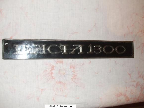 Vand pentru Dacia 1300 piese rare - placuta artizanala din plexic Dacia 1300, ff - Anunturi