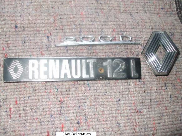 Vand pentru Dacia 1300 piese rare - steme Renault + una micuta Mercedes - 35 lei toate - Anunturi
