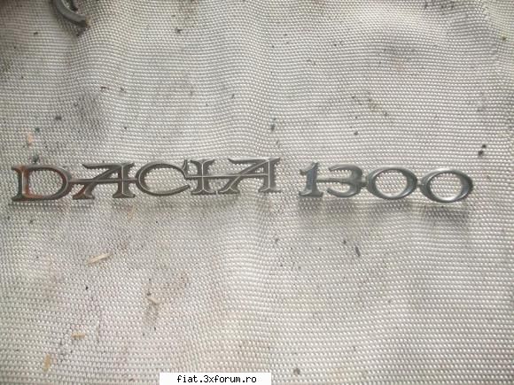 Vand pentru Dacia 1300 piese rare - scris portbagaj-20 lei - Anunturi