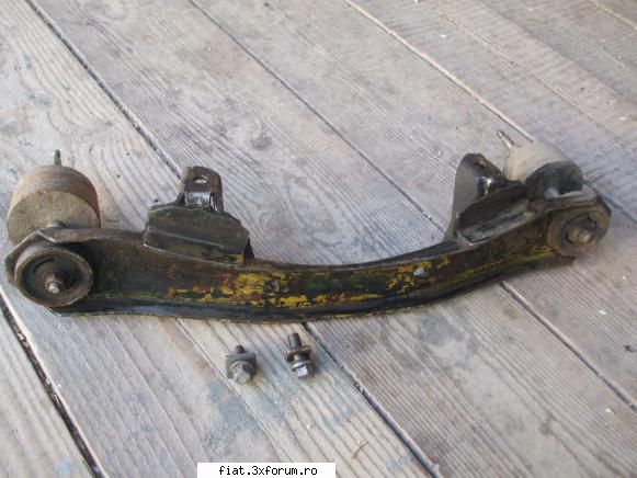 Vand pentru Dacia 1300 piese rare - s-a dat consola de Dacia defazor Dacia lei - Anunturi
