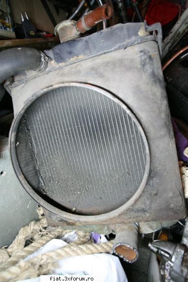 Vand piese FIAT 850 - radiator fagure mare fara problema eu am intilnit - Bursa