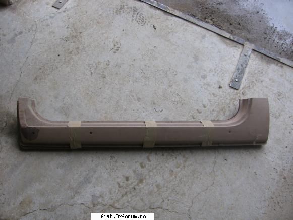Vand piese Fiat 850 - praguri pe ambele parti 150 ron - Bursa