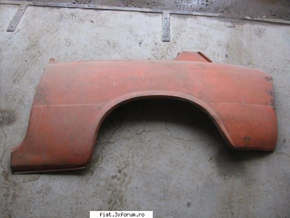 Vand piese Fiat 850 - Aripa stanga spate 100 ron - Bursa