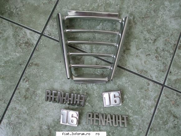 Vand piese de Renault 16 - masca si embleme - Anunturi