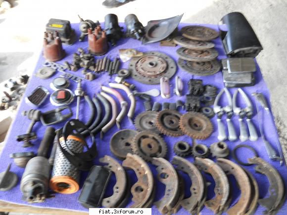 Vand piese fiat 850 si accesorii fiat 1100 - 1.Ferodouri fiat 850 14buc 150ron ron bonus - Club Fiat 850