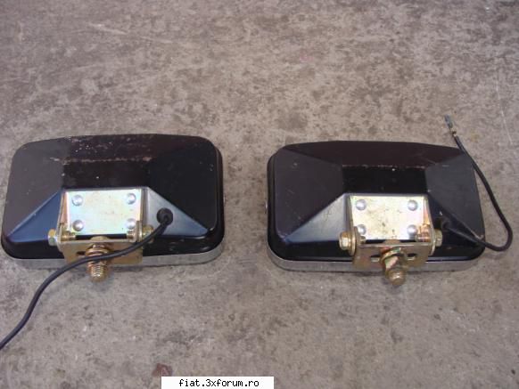 Vand proiectoare(sticla galbena) - timariu dragos - Anunturi