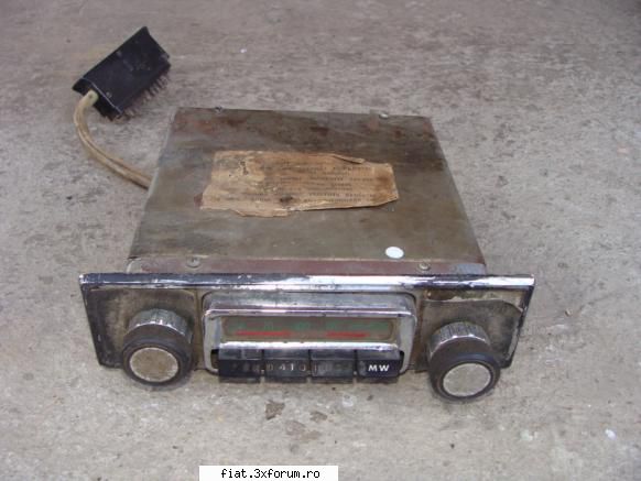 Vand radio auto - Nu stiu daca functioneaza - Anunturi