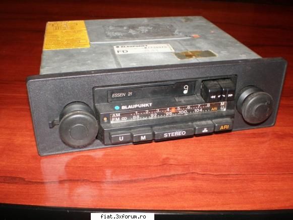 Vand radiouri auto - Radiocasetofon Blaupunkt - 60 lei - VANDUT - Anunturi