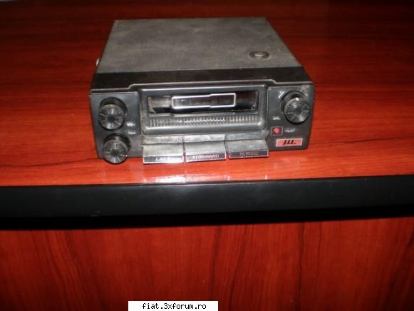 Vand radiouri auto - Casetofon japonez - 30 lei VANDUT - Anunturi