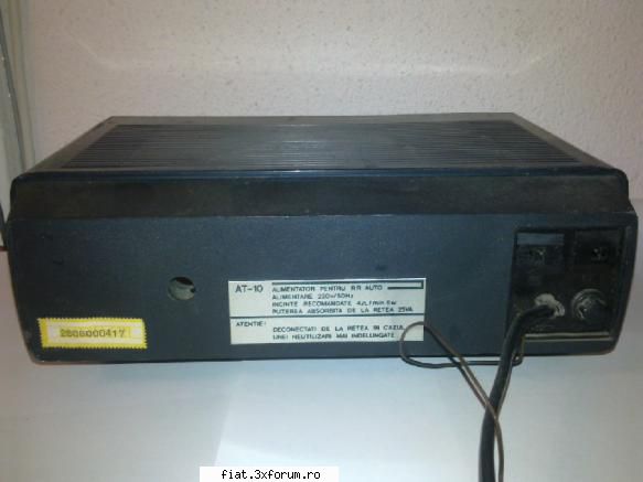 Vand radiouri auto - 60 RON - functioneaza perfect - Anunturi