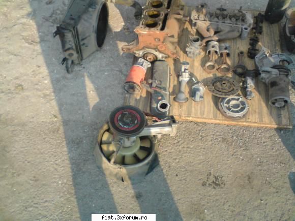 Vand sau schimb piese de Fiat 600 - autom - Bursa