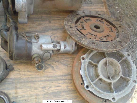 Vand sau schimb piese de Fiat 600 - autom - Bursa
