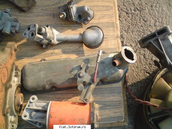 Vand sau schimb piese de Fiat 600 - autom - Bursa