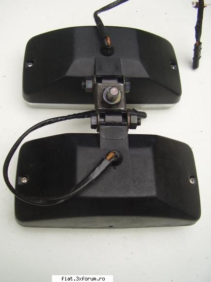 Vand set proiectoare ceata Ford - ova772007 - Anunturi