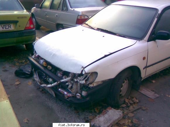 Vand toyota corolla din 1993 - Mai bine sa ajunga la un pasionat decat la - Anunturi