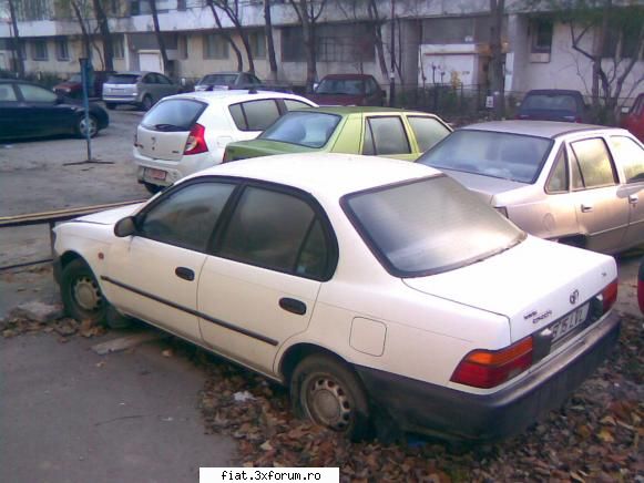 Vand toyota corolla din 1993 - Poze cu interiorul nu am, insa arata minunat - Anunturi