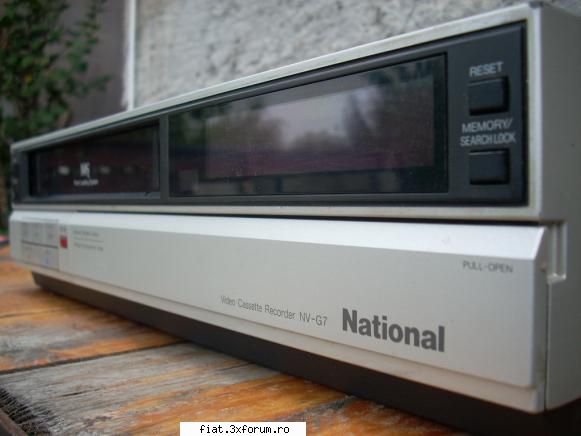 Videorecorder NATIONAL , original - Starea se vede in poze. Original Made in Japan - Anunturi