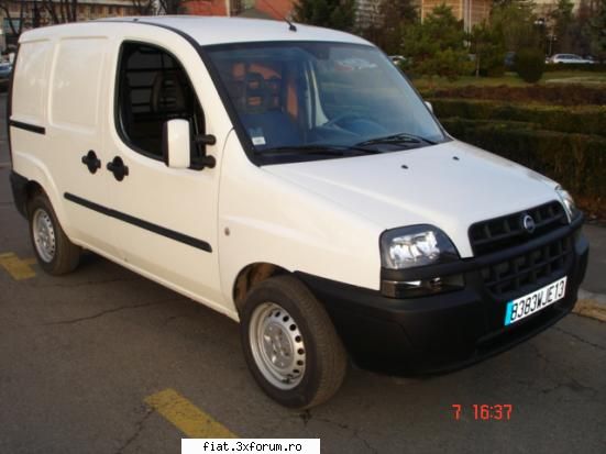 Vind Fiat Doblo Cargo SX 1,9 D - Am de vinzare un Fiat Doblo CARGO SX cu motor - Bursa