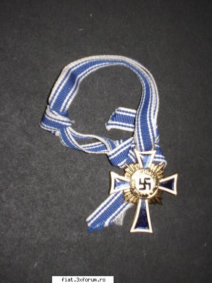 Vind decoratiuni militare germane "WW2" - Mai am un "Hakenkreuz mit Ordenskreuz" mai - Anunturi