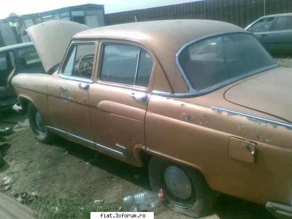 Volga ..,. la fiare vechi - Salut , o Volga de vinzare la tiganii cu fiare - Classic corner