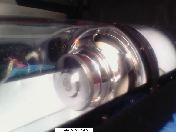Woofer transparent ... - Pentru interesati pretul scade la doar 260 lei - Anunturi