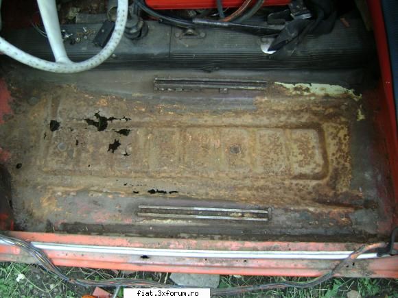 Zastava 750 in curs de reconditionare ;) - si podeaua,restul filmei de groaza il stiti din - Alte marci